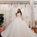 ĐIỂM LỰA CHỌN VÁY CƯỚI ĐẸP CHO CÁC CÔ DÂU MẬP