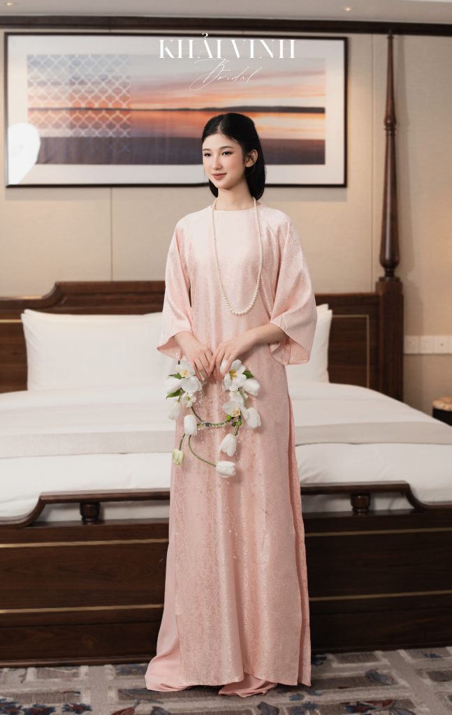 "Thân Nghinh" Collection 14 1B2F7379 F92E 4B3F B302 831C1E389210