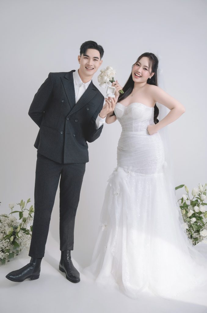 "The Blooming Love" Studio Concept 10 z5724315876253 bf328fa2a05a157d7c0b306a3bd973d8 1