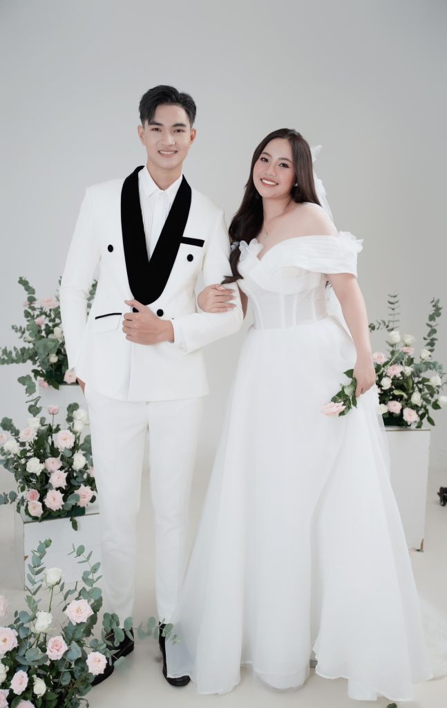 "The Blooming Love" Studio Concept 6 z5724479211909 756f2c5aaf2f9ca3d0dd177b4e5281ff